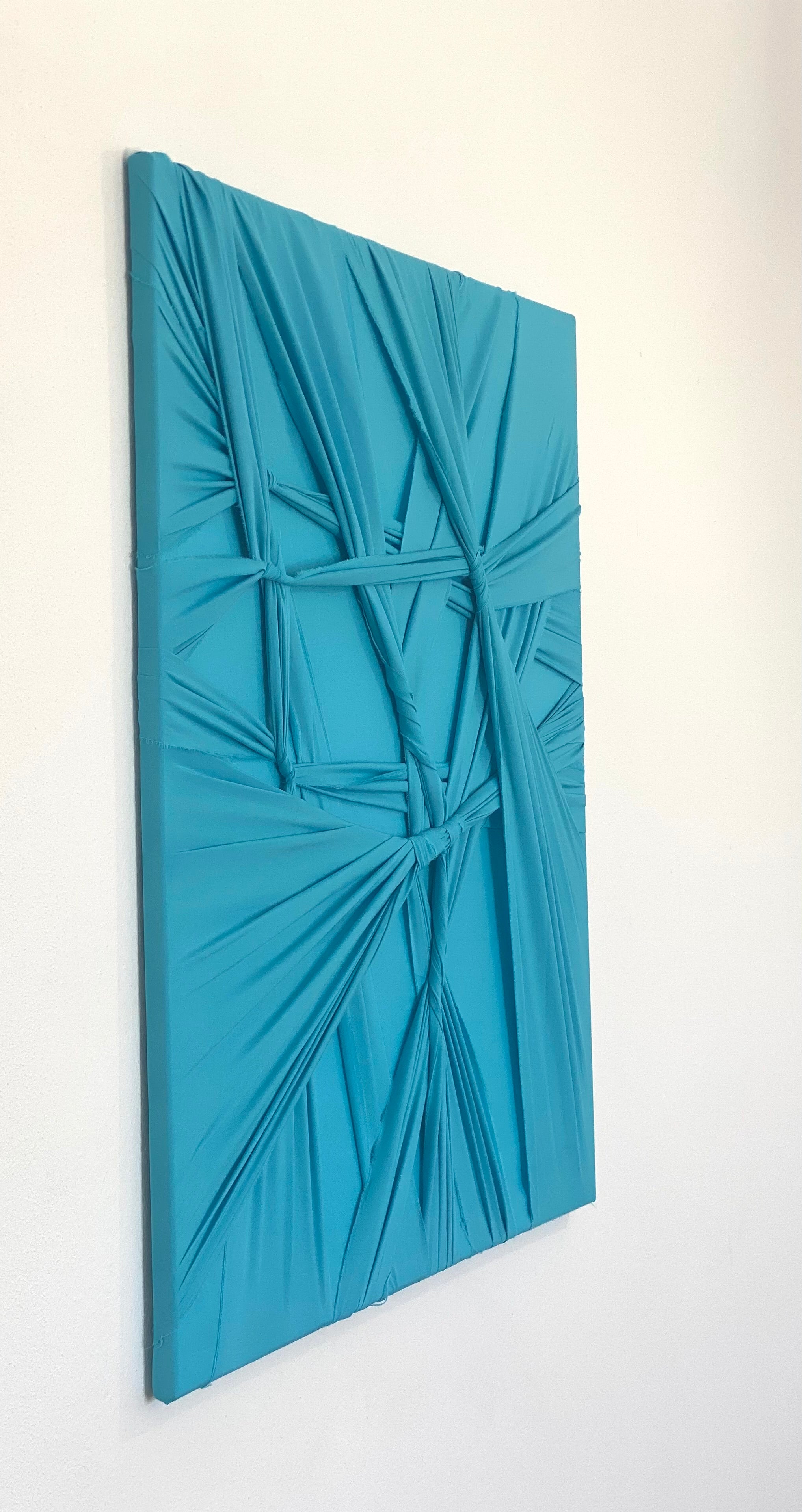 Intertwined N.1